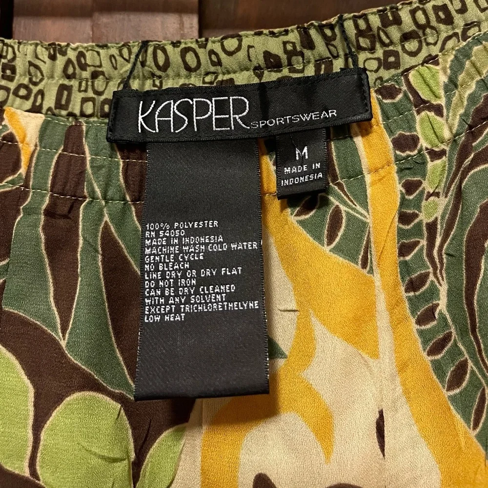 Kasper Sportswear Reversible is Green and Brown Abstract Skirt - Picture 3 of 6
